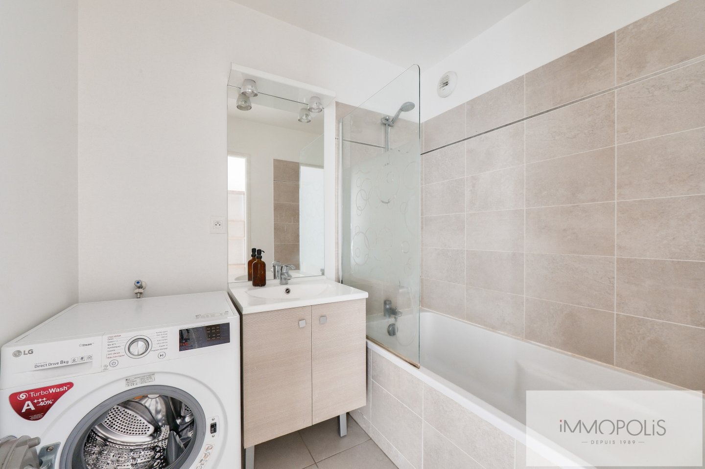 Appartement 4 Pièces 85M²  Balcon  – SAINT-OUEN 10 Appartement 4 Pièces 85M²  Balcon  – SAINT-OUEN 10