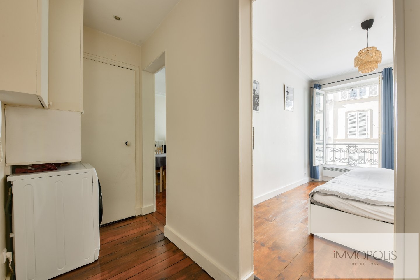 3 pièces 2 chambres en plein coeur des Abbesses. Rue Chappe. 12