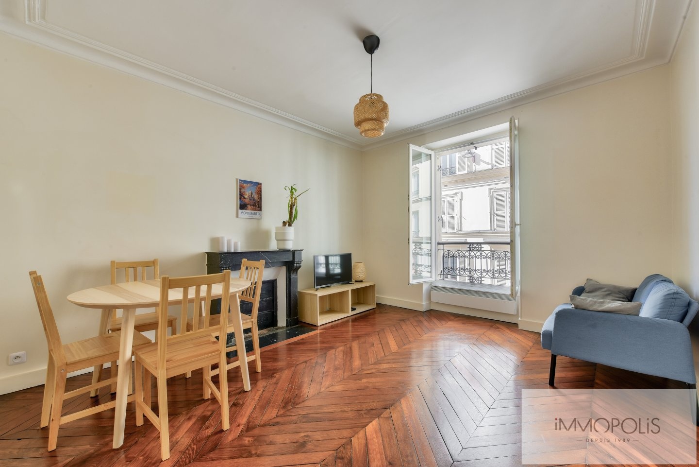 3 pièces 2 chambres en plein coeur des Abbesses. Rue Chappe. 5