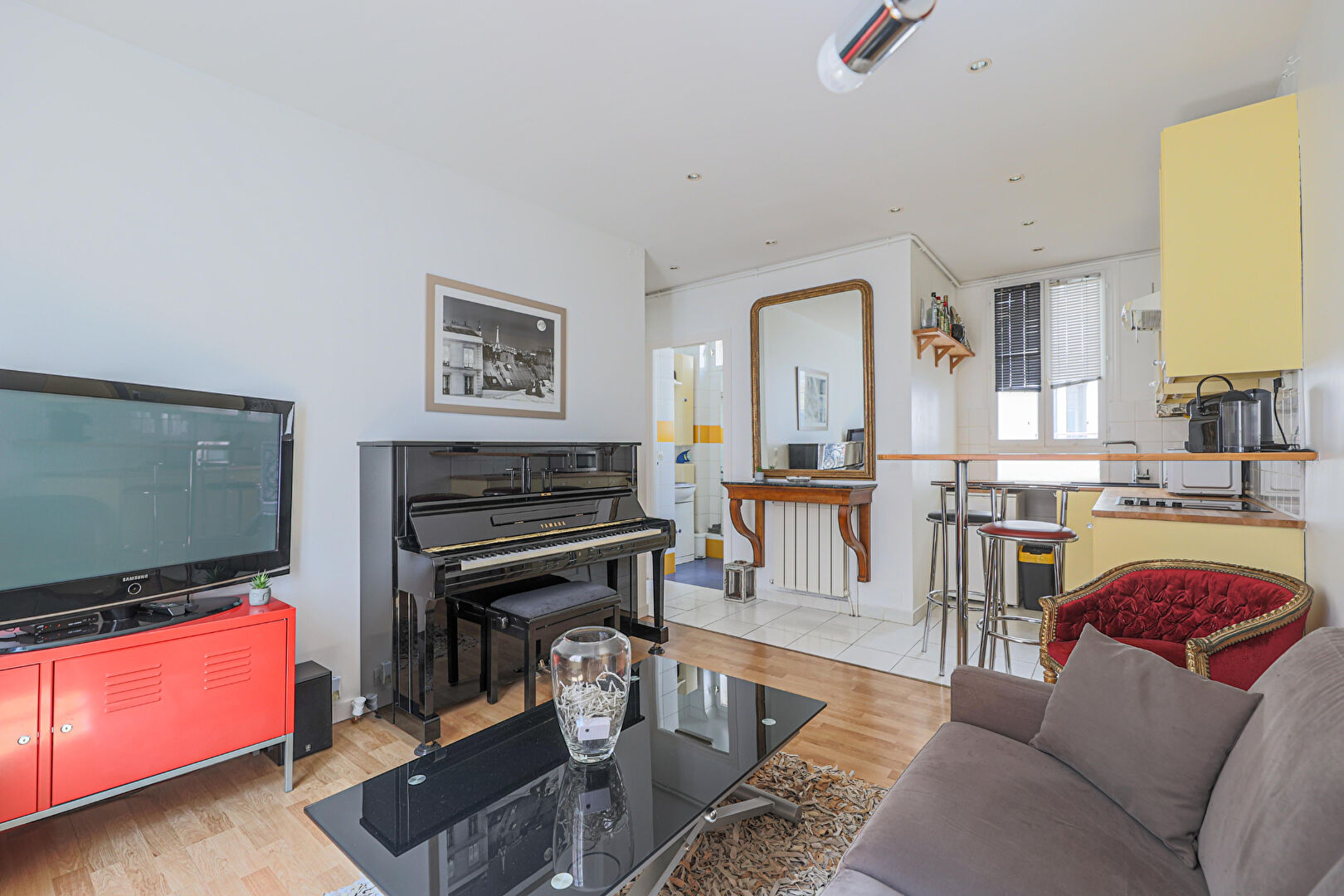 Appartement 2 Pièces rue Lamarck ! 5 Appartement 2 Pièces rue Lamarck ! 5