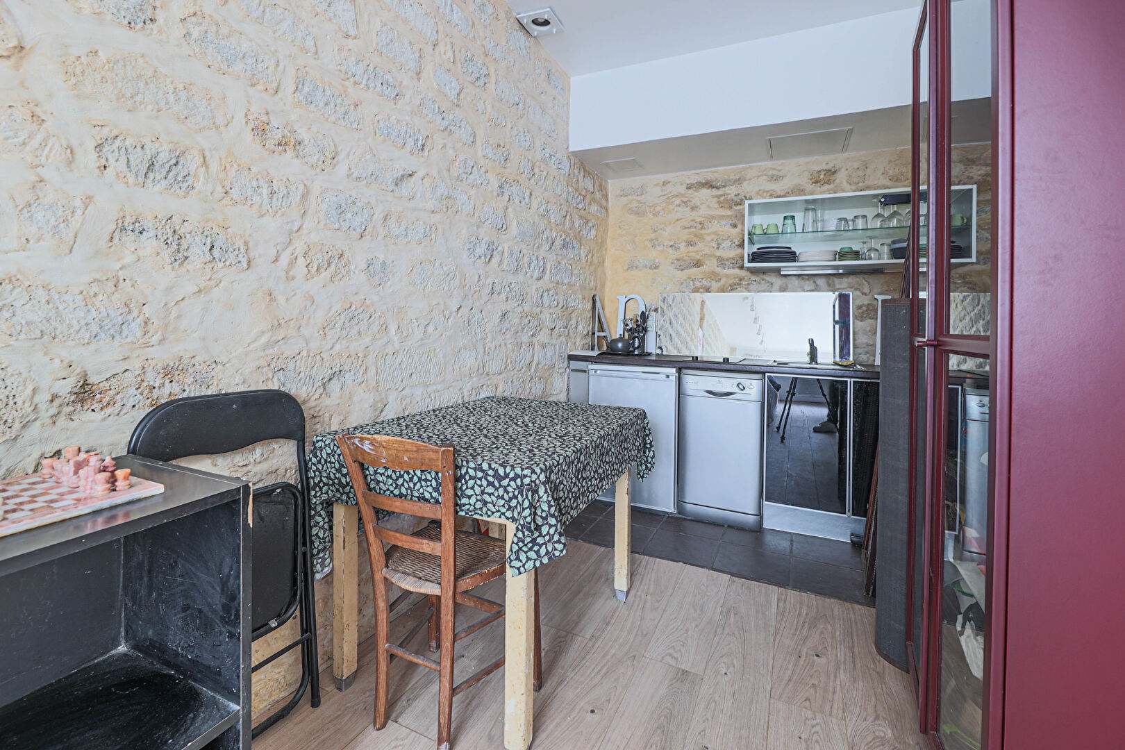 Studio 24 m2 en plein coeur des Abbesses, excellent DPE D ! 6