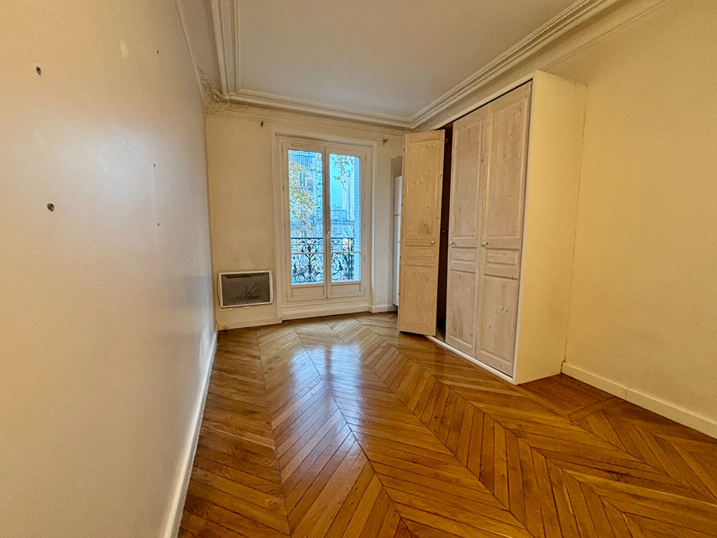 Beaux volumes, balcon plein sud et vue dégagée, 3 pièces + espace bureau, cave 3