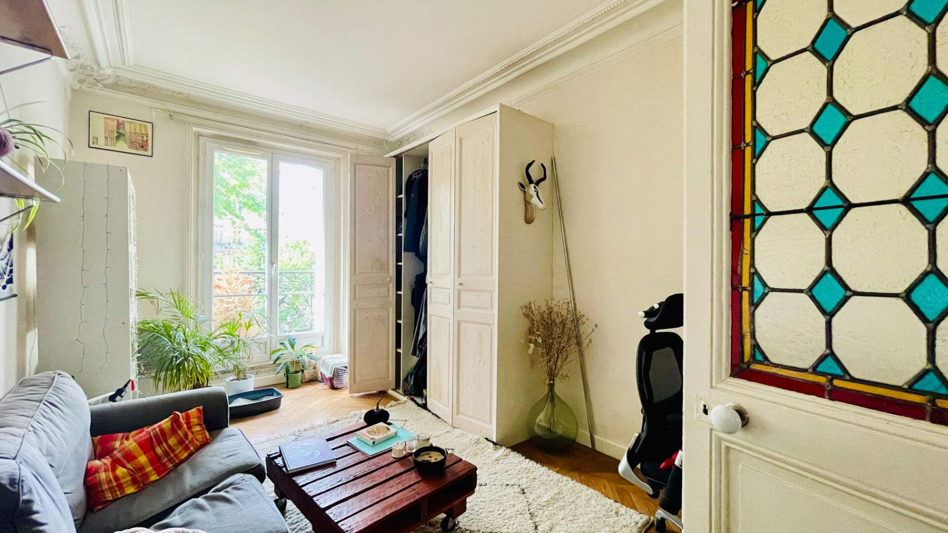 Beaux volumes, balcon plein sud et vue dégagée, 3 pièces + espace bureau, cave 3