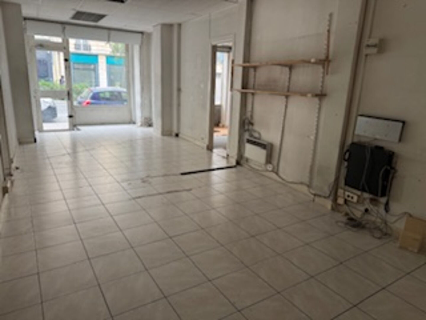 Local commercial Paris 1 pièce(s) 31 m2 5 Local commercial Paris 1 pièce(s) 31 m2 5