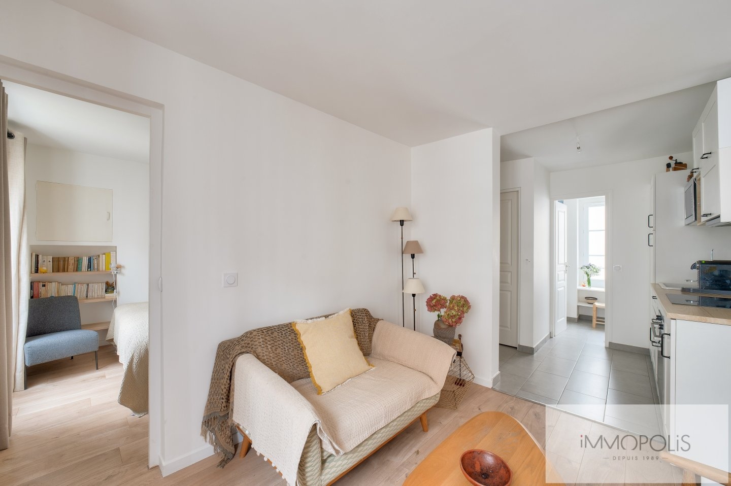 Abbesses – Bateau Lavoir : 3 pièces rénové avec vue dégagée 7