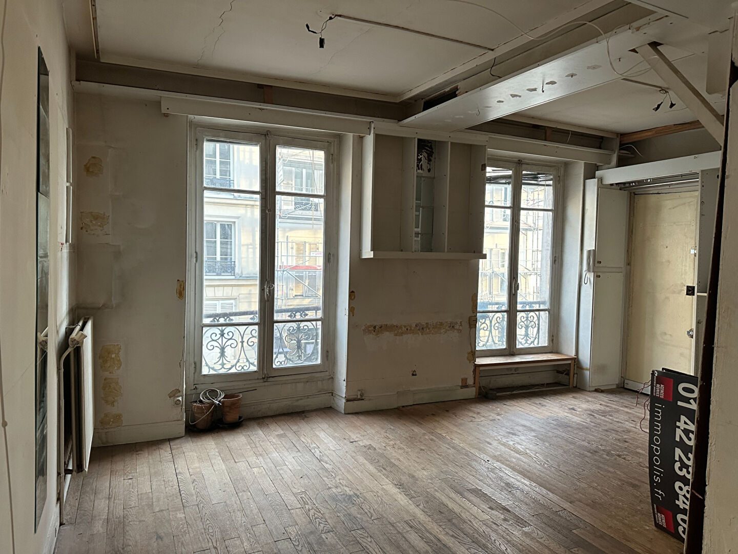 Rue RAVIGNAN – Paris 2 room apartment 2