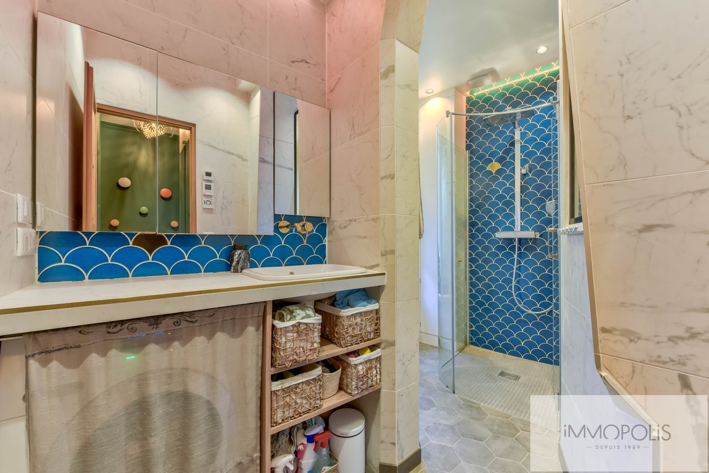 Turnkey apartment on rue Lamarck! 11