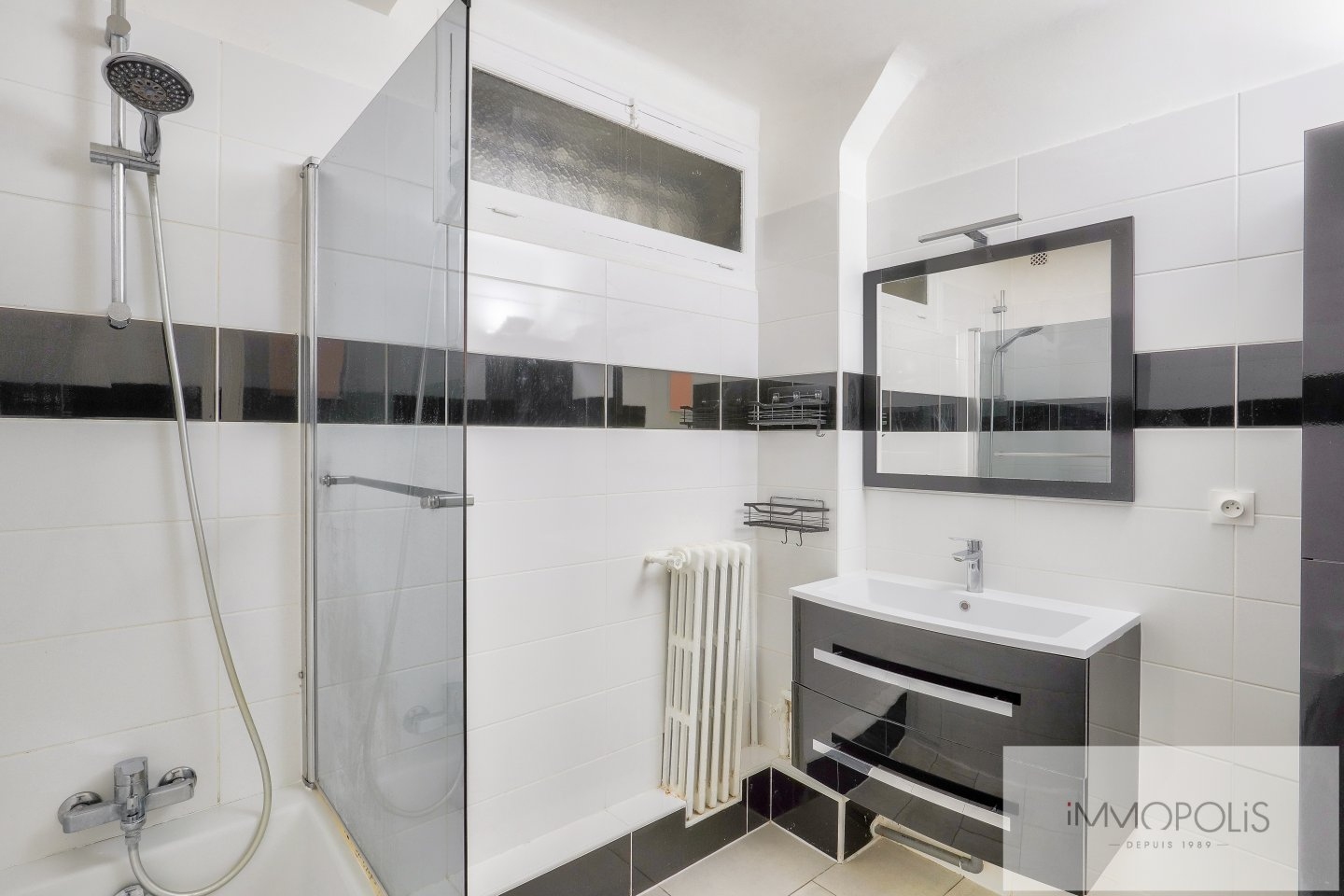 3-room family apartment of 70 m2 13