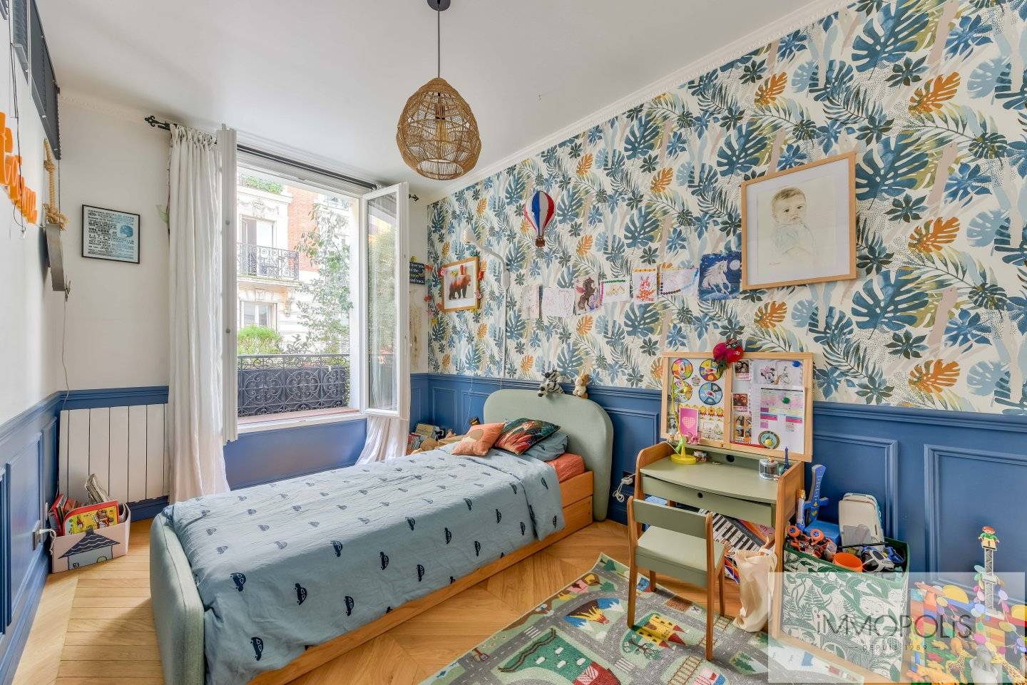 Turnkey apartment on rue Lamarck! 7 Turnkey apartment on rue Lamarck! 7