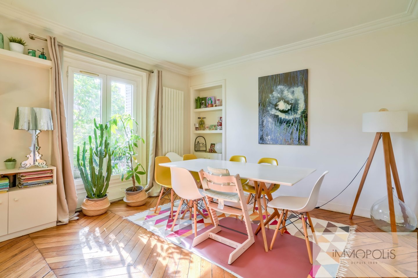 BEAUTIFUL 3 ROOM 2 Bedroom APARTMENT BOULEVARD BARBES 3