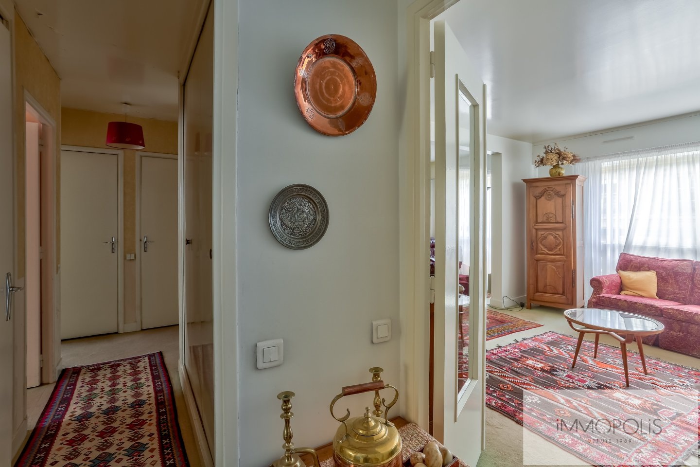 EXCLUSIVE, Town Hall Sector 3 P. of 70 m² Full sky…. 15