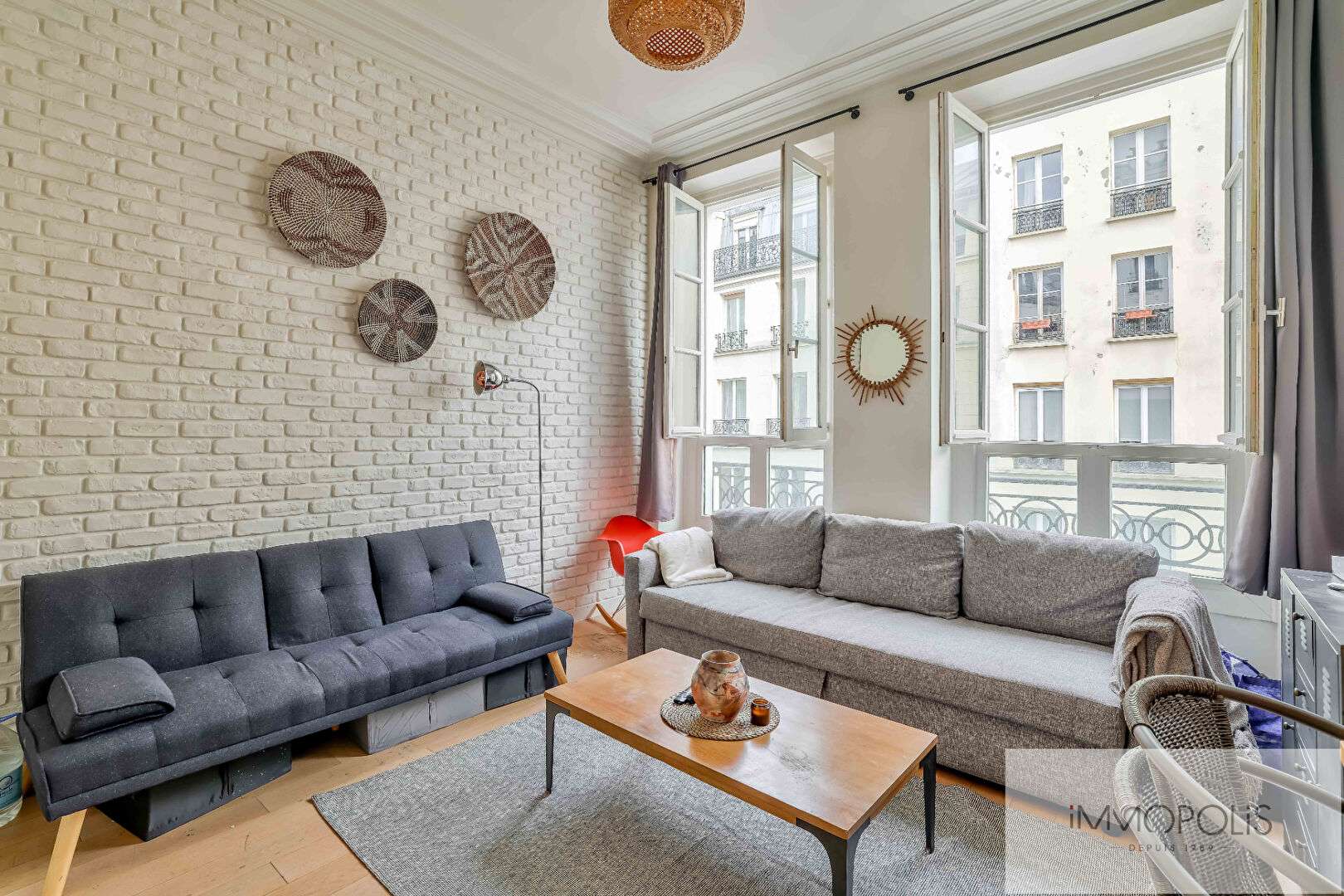 Charming renovated 2 room apartment sold rented in the heart of the 2nd arrondissements 2