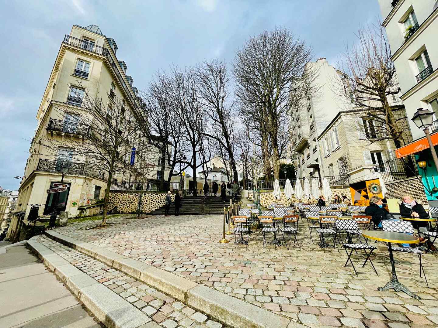 Studio in the heart of Montmartre – Place du Bateau Lavoir – DPE C 10