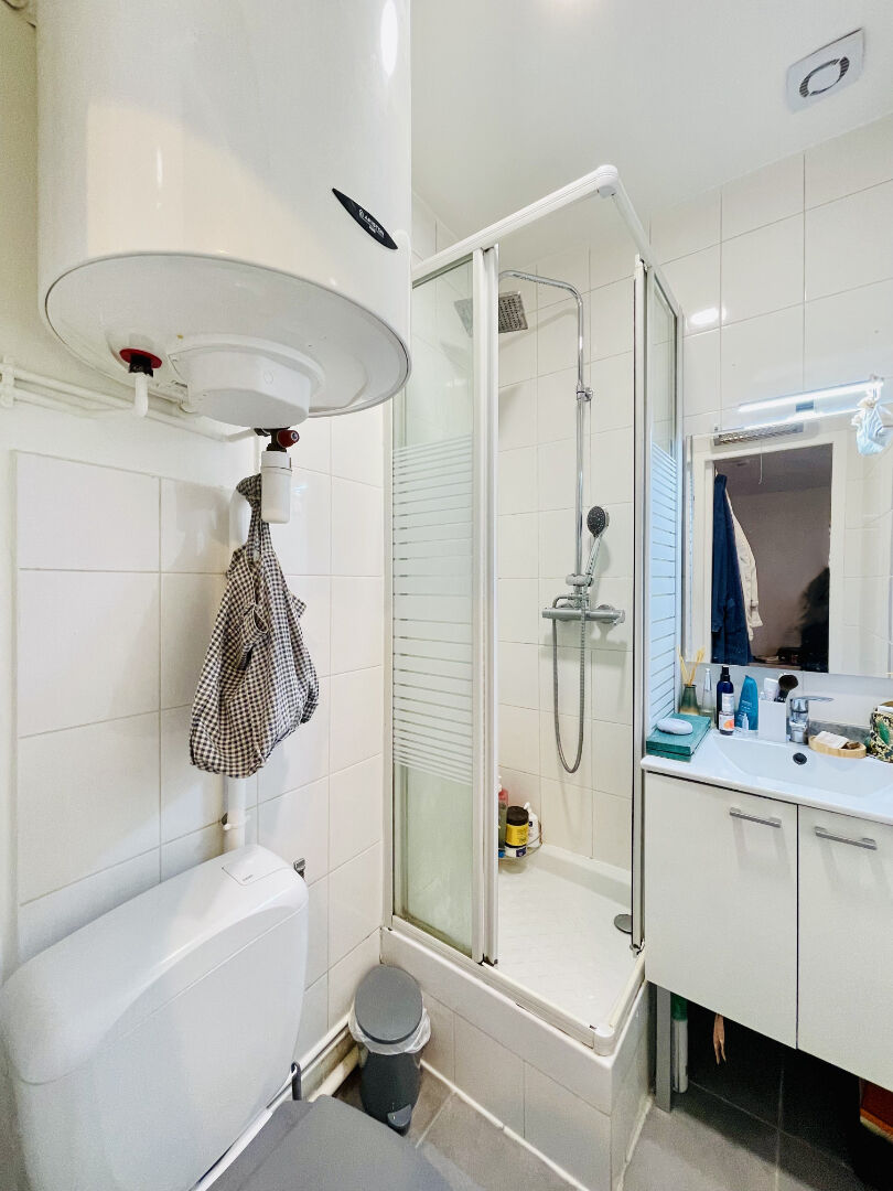 Studio in the heart of Montmartre – Place du Bateau Lavoir – DPE C 9