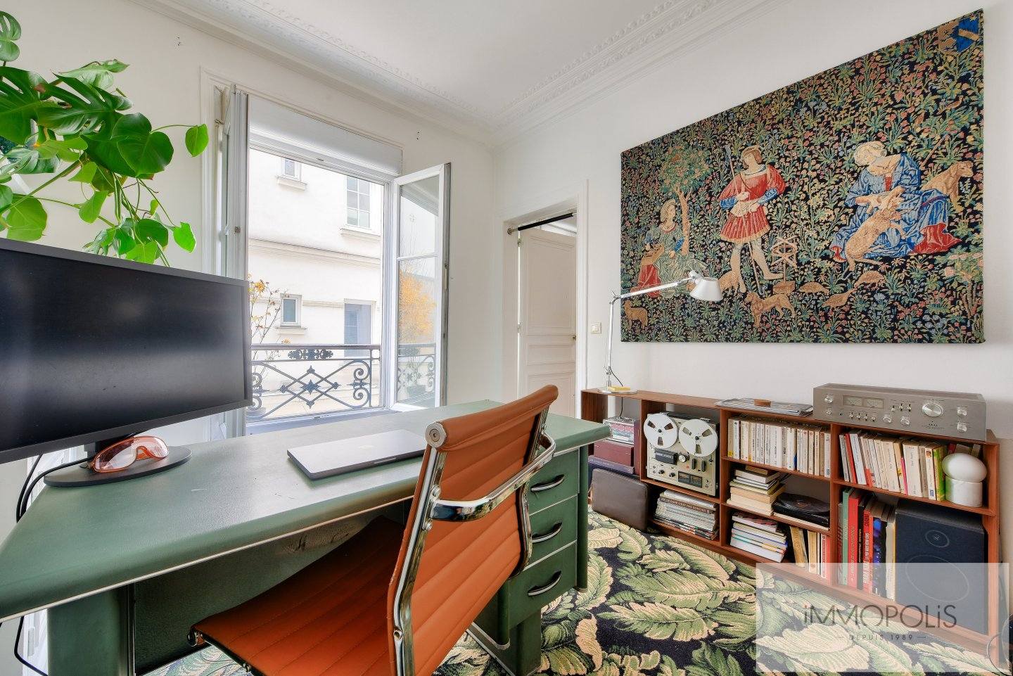 Charming 3 room apartment of 52 m² EXCLUSIVE 10