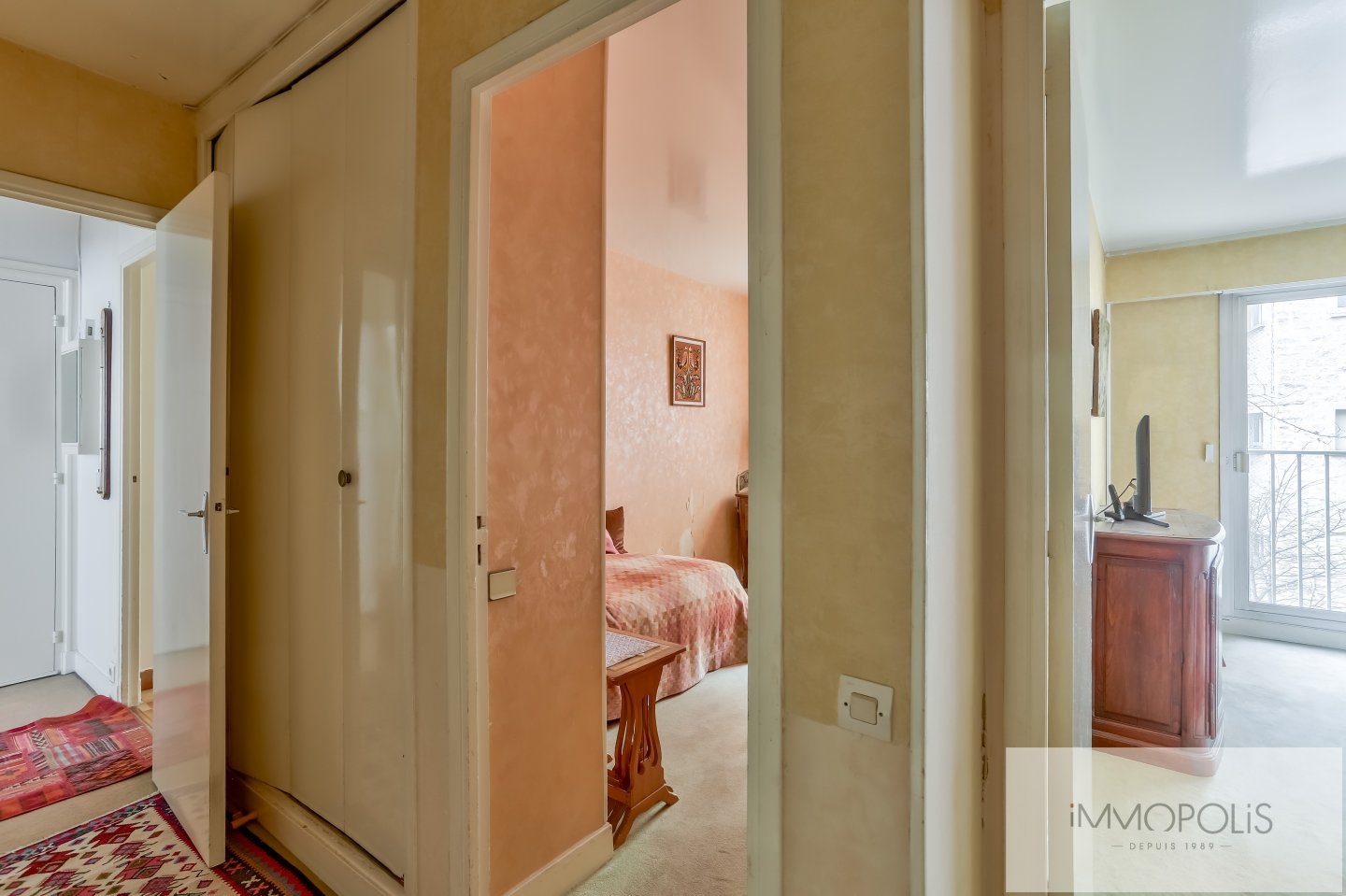 EXCLUSIVE, Town Hall Sector 3 P. of 70 m² Full sky…. 14