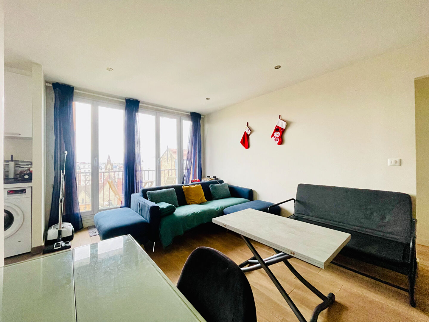 Élégant 2 pièces avec balcon filant et vue dégagée – Paris 20e quartier Saint Fargeau 3 Élégant 2 pièces avec balcon filant et vue dégagée – Paris 20e quartier Saint Fargeau 3