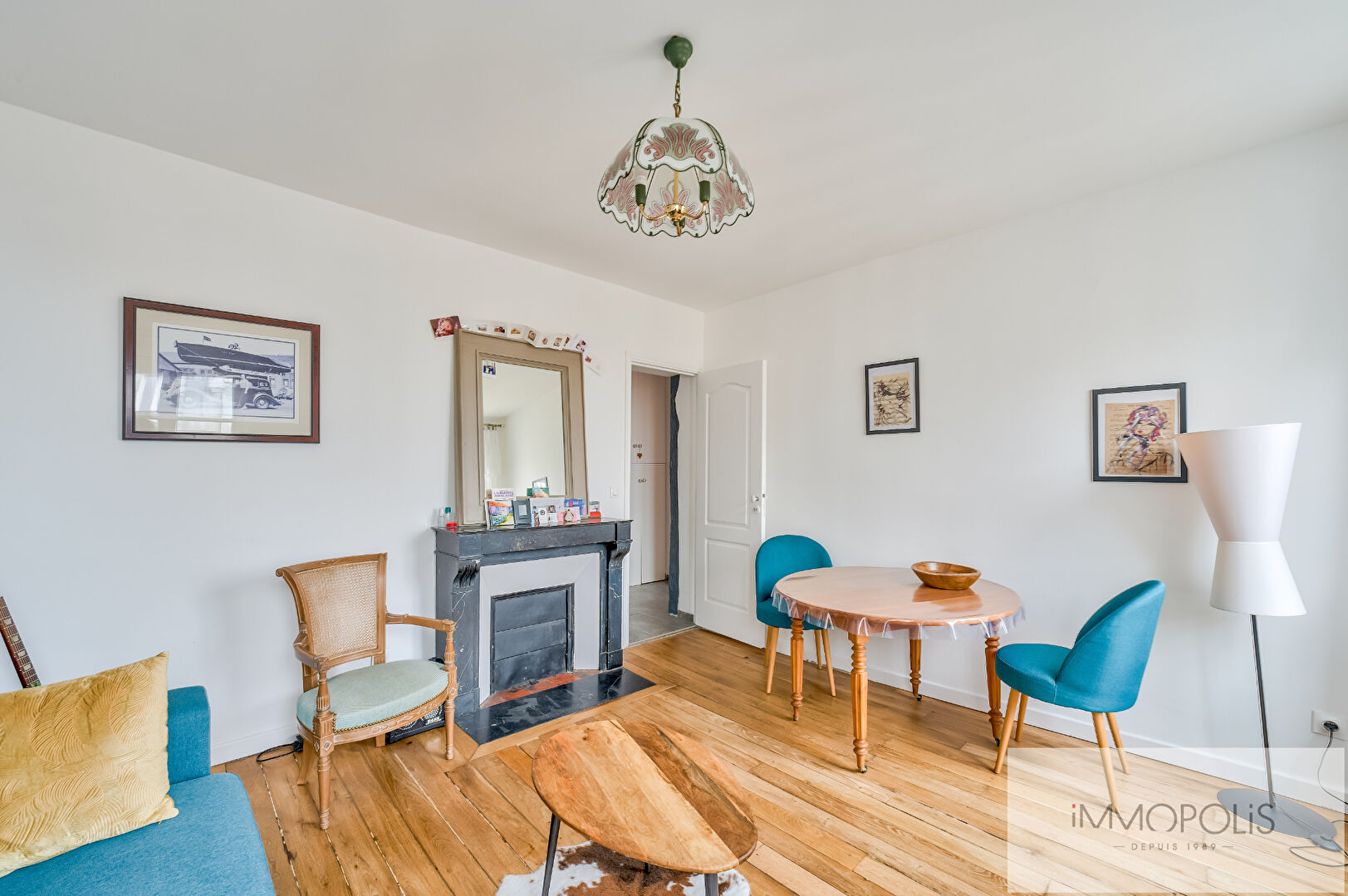 Top floor with elevator, open view and old-world charm: Abbesses, Montmartre 6 Top floor with elevator, open view and old-world charm: Abbesses, Montmartre 6