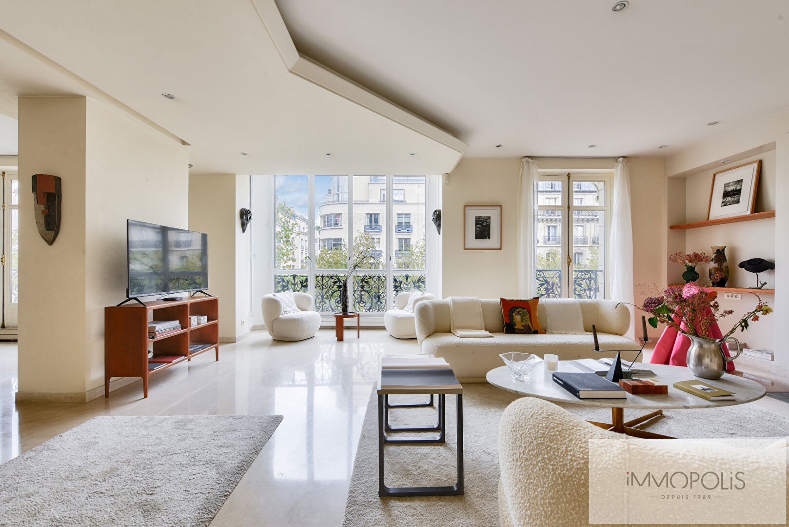 EXCEPTIONAL APARTMENT VIEW EIFFEL TOWER AND LES INVALIDES 4