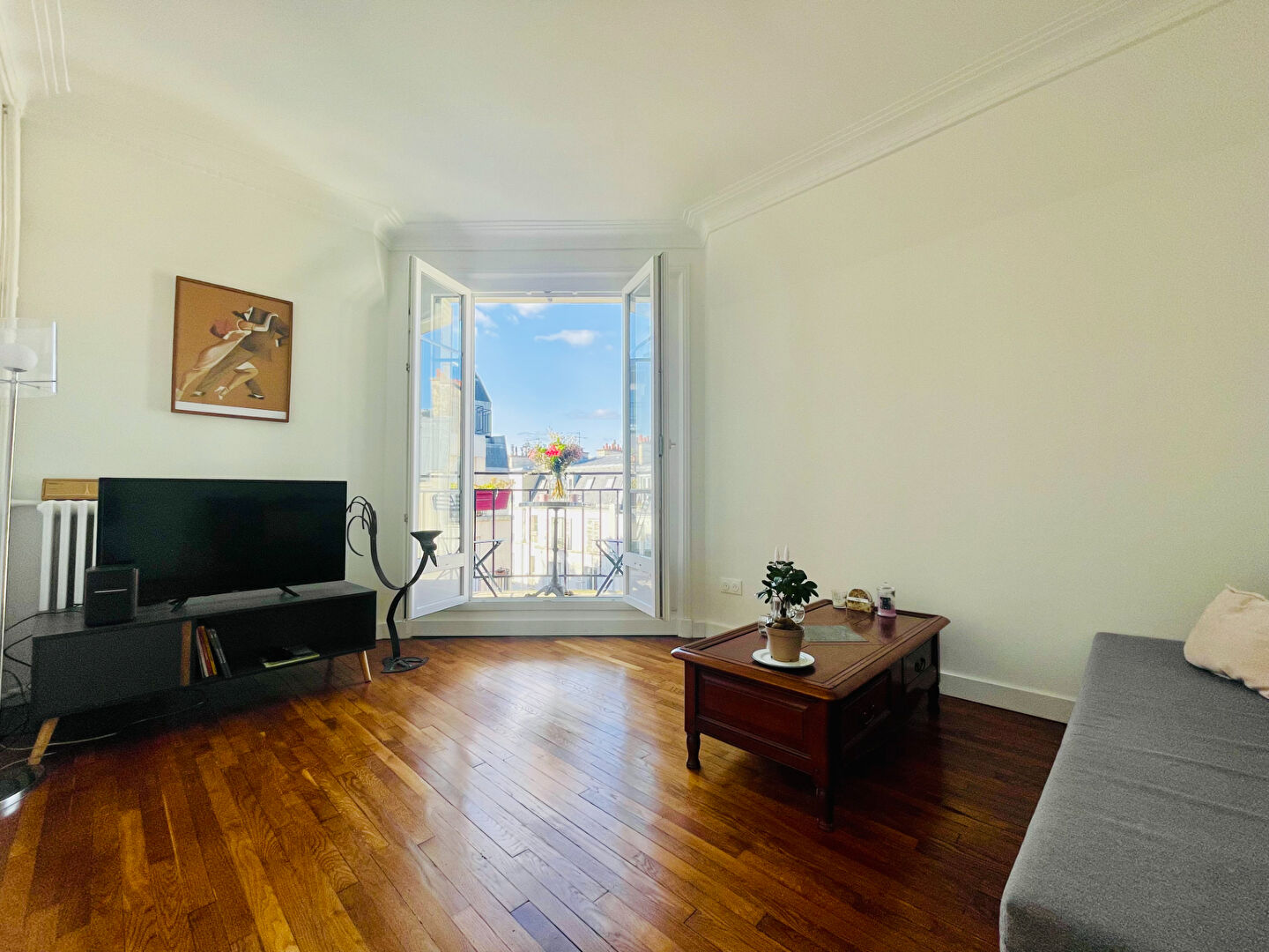 Montmartre – Villa Dancourt Triple vue Sacré-Coeur – 7e étage avec ascenseur – Résidence sécurisée 5