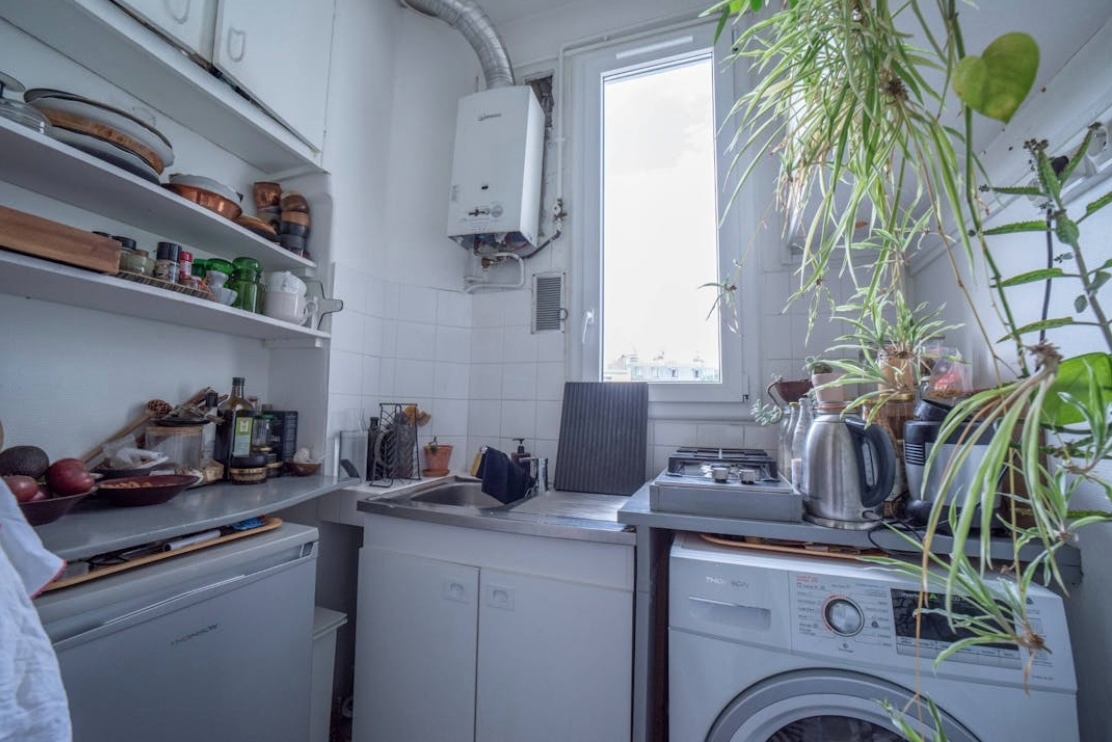 2/3 rooms of 46m², Saint-Bernard Church 7 2/3 rooms of 46m², Saint-Bernard Church 7