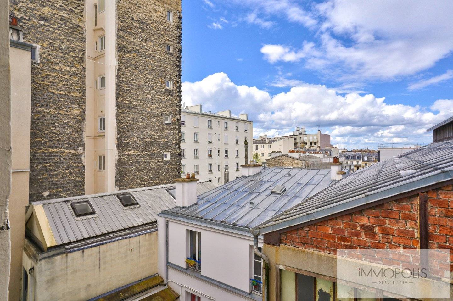 Exclusive to Immopolis – three rooms facing south – Rue Labat. 11