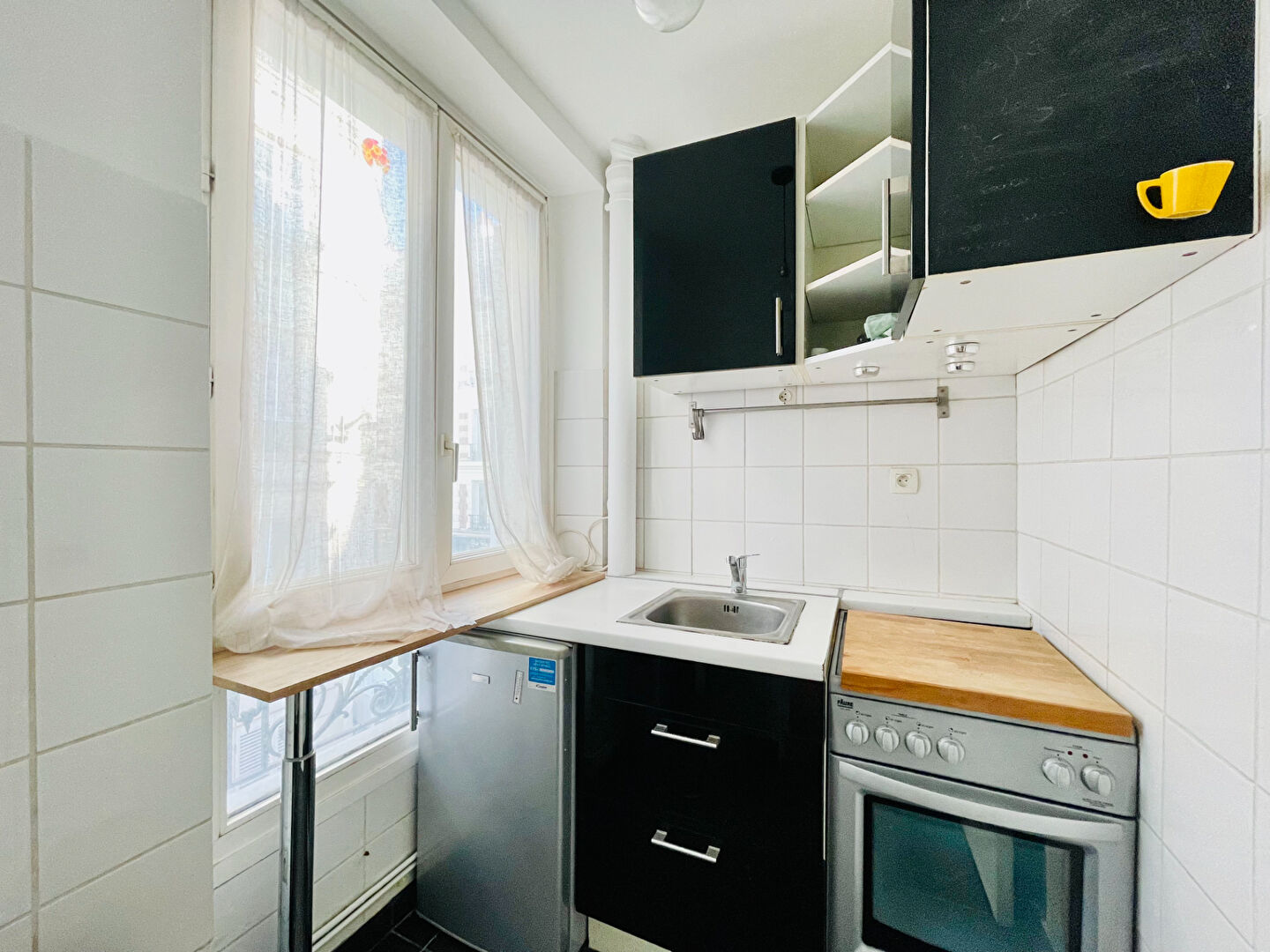 Montmartre: Two rooms in good condition a stone’s throw from rue Lepic, excellent DPE D! 4 Montmartre: Two rooms in good condition a stone’s throw from rue Lepic, excellent DPE D! 4