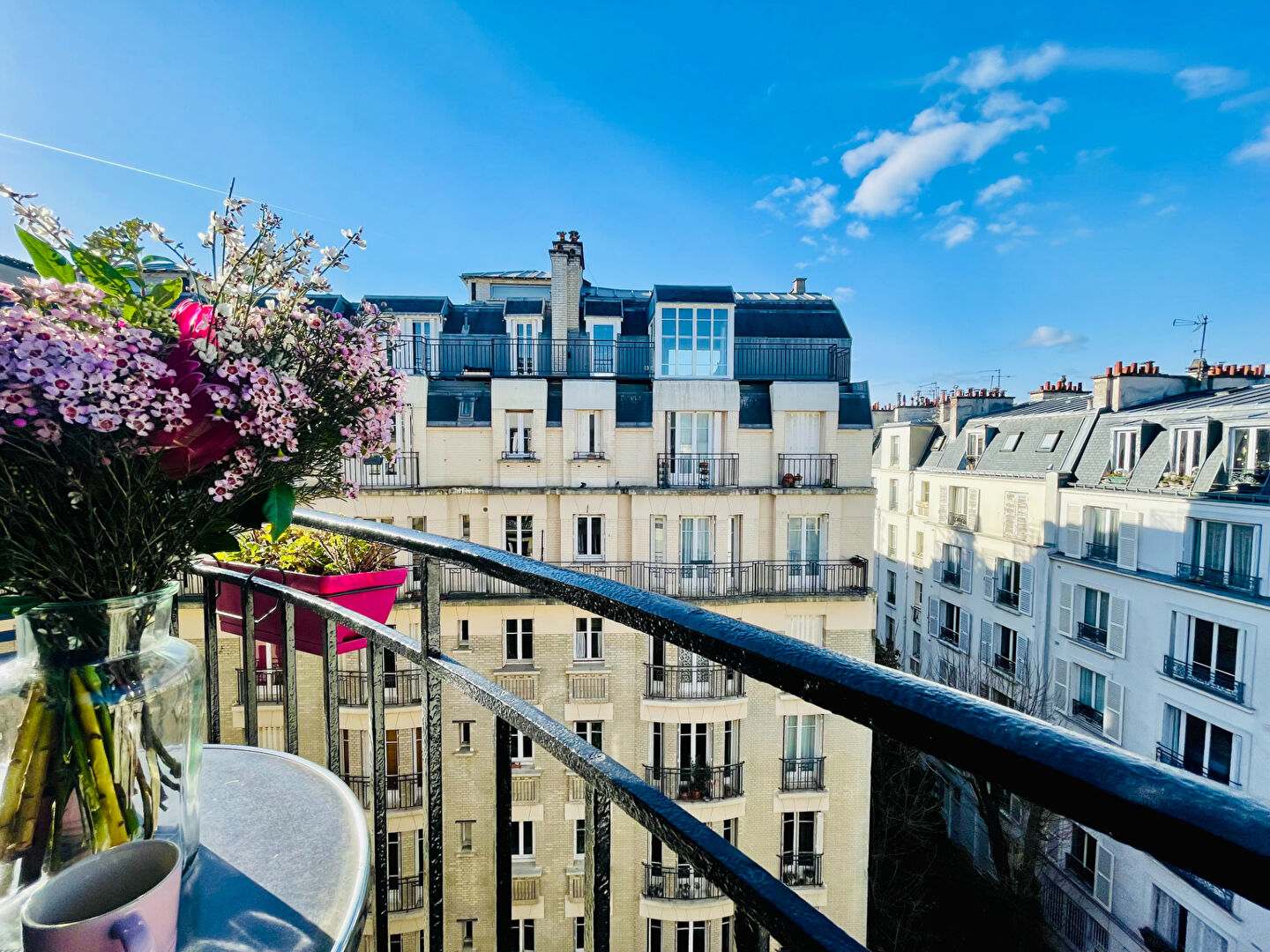 Montmartre – Villa Dancourt Triple view Sacré-Coeur – 7th floor with elevator – Secure residence 10