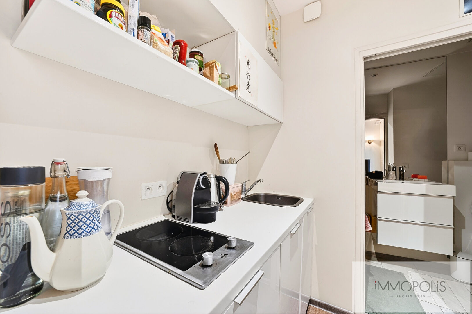 Studio refait à neuf – Paris 1er – Place des Victoires – au calme 5