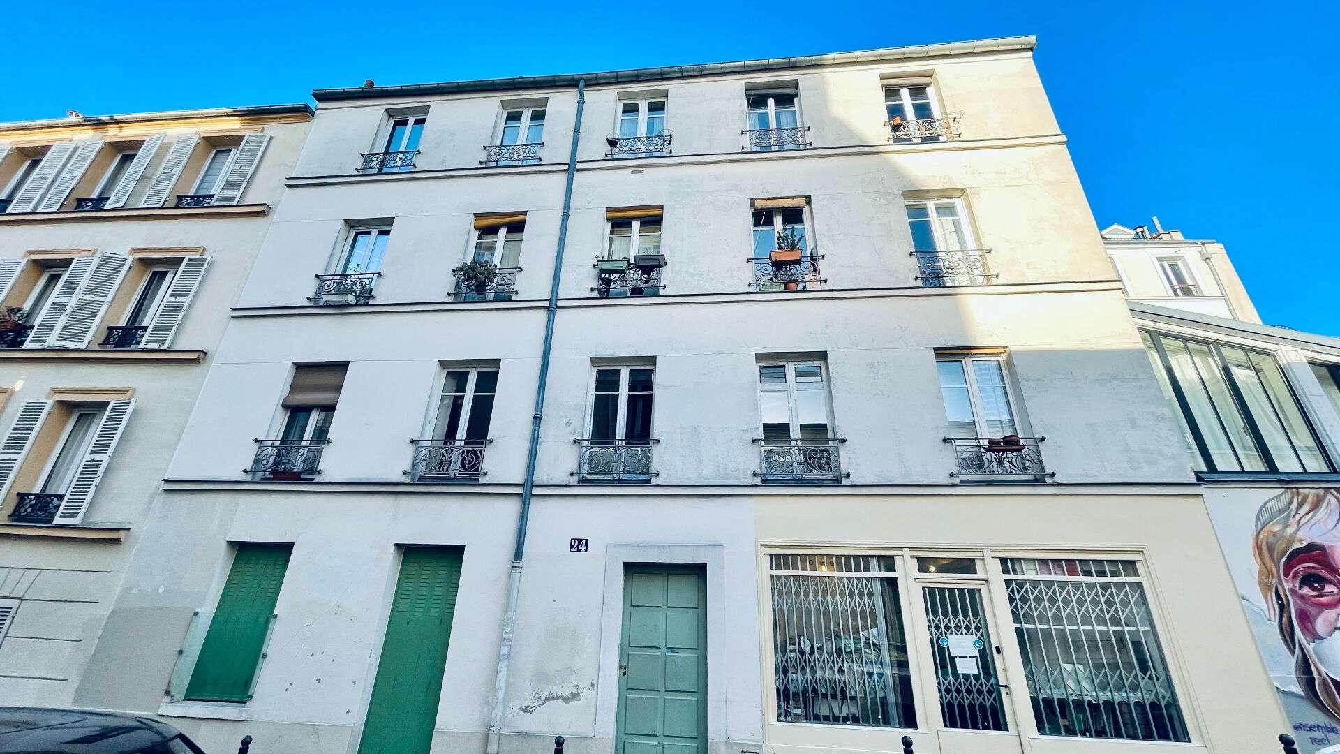 Investment or pied-à-terre – Montmartre – 17 m2 to renovate 7 Investment or pied-à-terre – Montmartre – 17 m2 to renovate 7