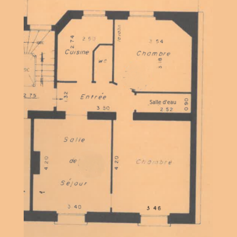 Appartement à moderniser : 3 pièces avec charme de l&rsquo;ancien, rue Championnet (portion piétonne) 18