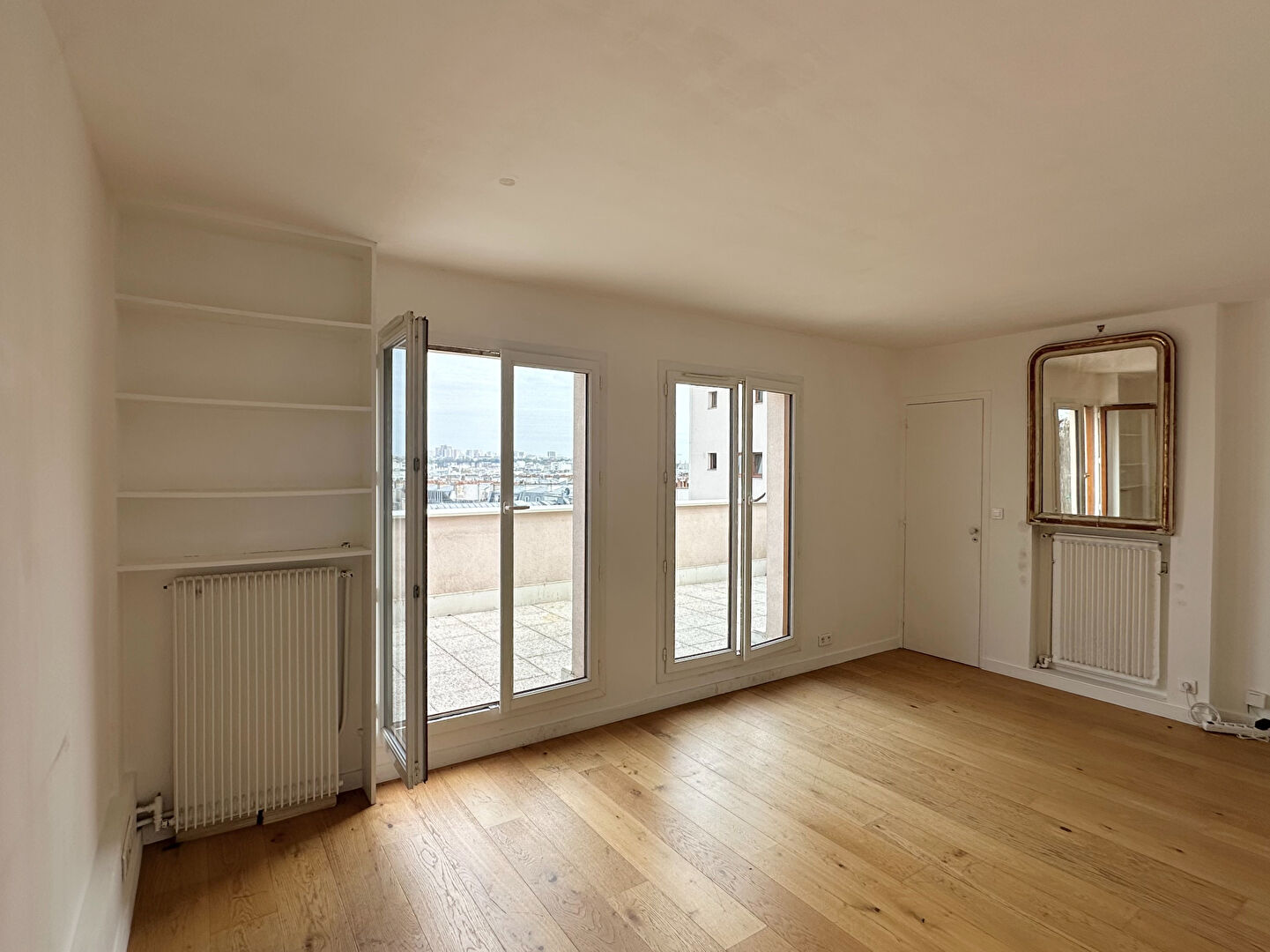 Exceptionnel duplex avec  deux terrasses – Dernier étage – Vue Sacré-Coeur 1