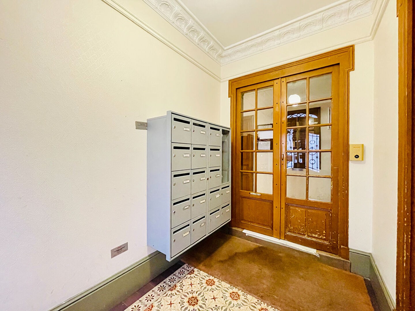 Dernier étage lumineux sans vis-à-vis : 2 pièces près de la Coulée verte, Paris 18e 14