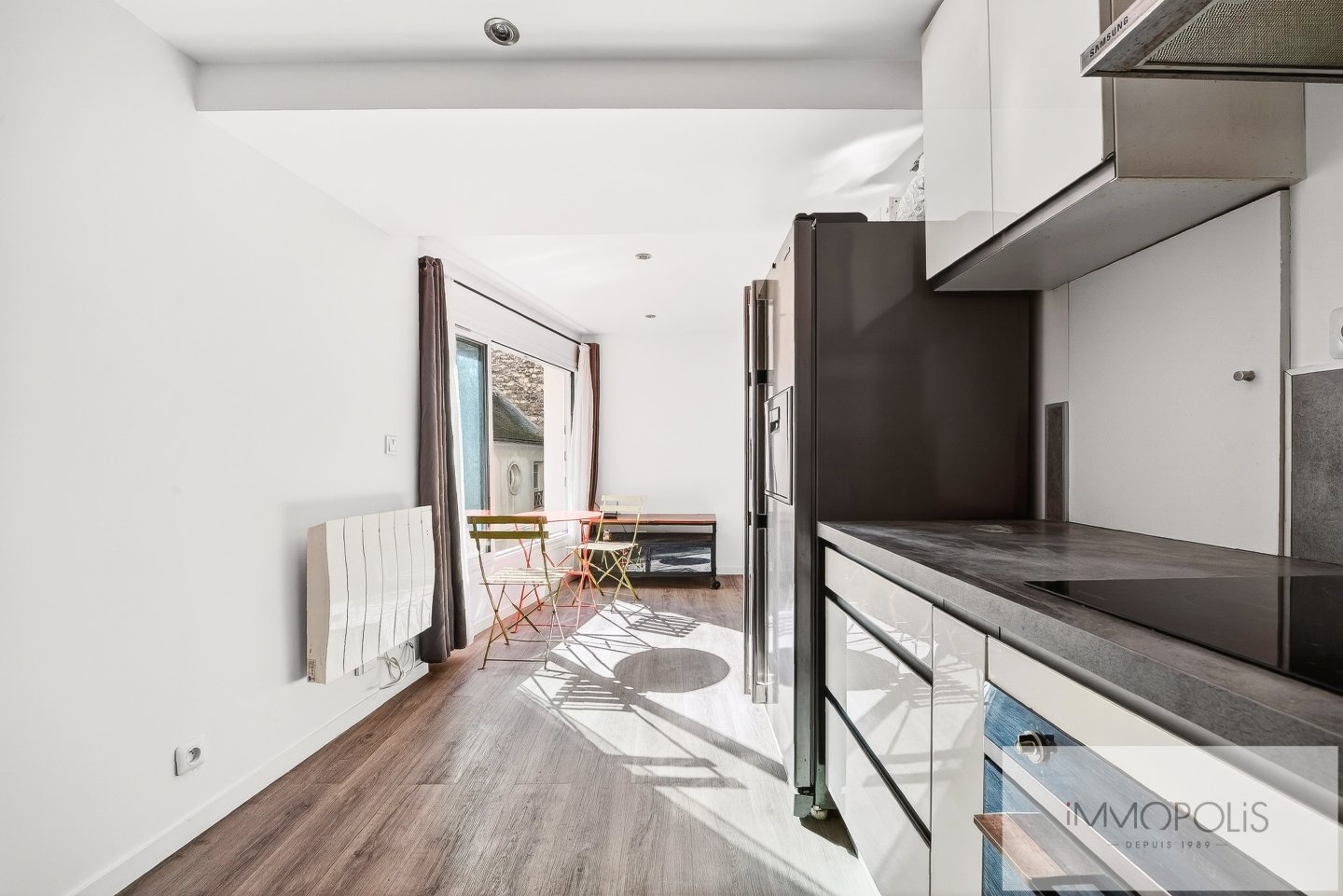 Rue des Trois Frères in the heart of the Abbesses. 10 Rue des Trois Frères in the heart of the Abbesses. 10