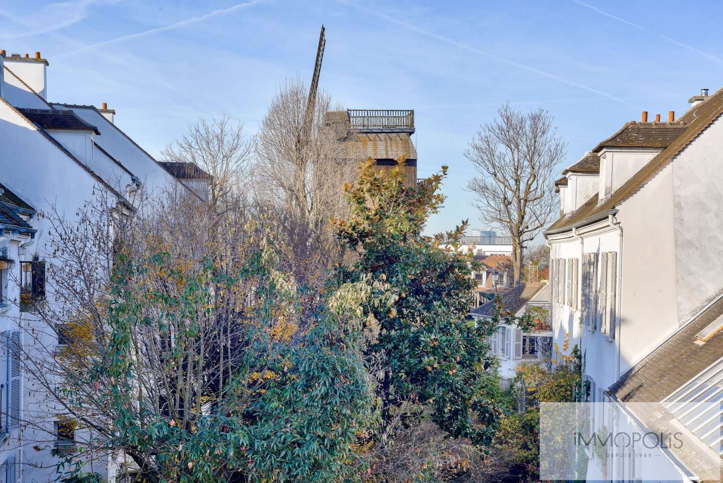 VENDU OCCUPE – Résidence privée du Moulin de la Galette à Montmartre. 8 VENDU OCCUPE – Résidence privée du Moulin de la Galette à Montmartre. 8