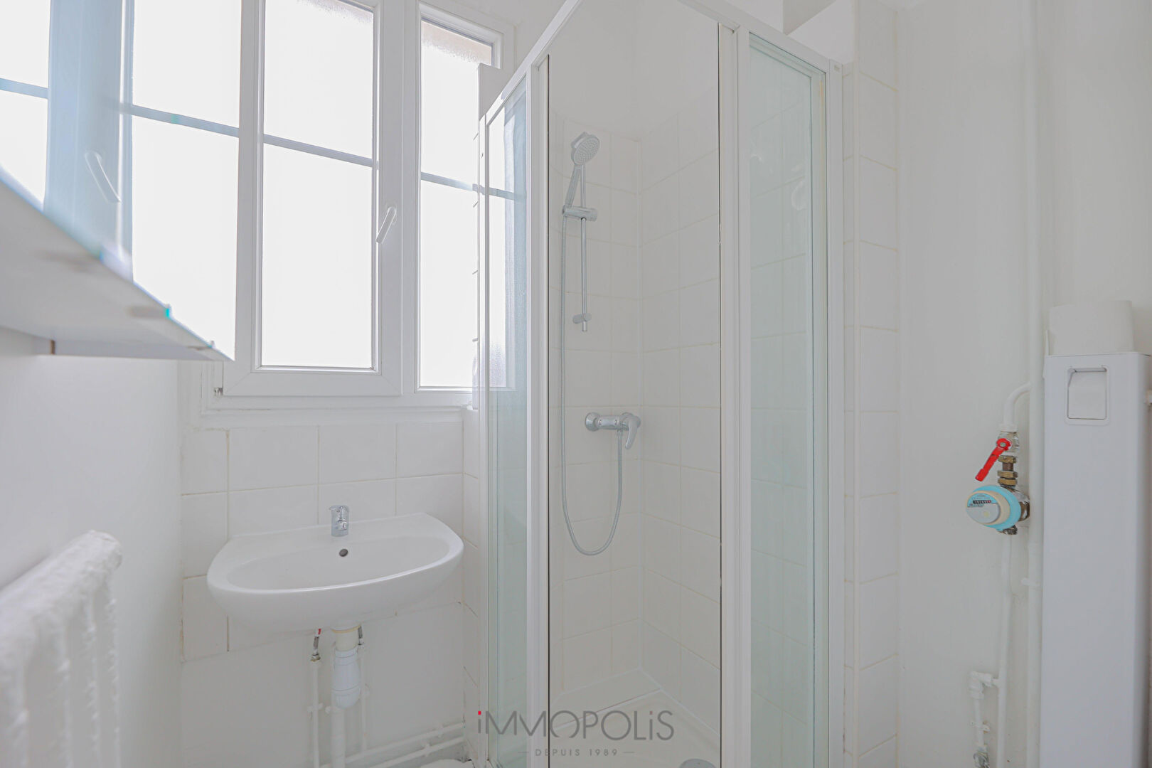 Studio Haut Lamarck / Caulaincourt high floor elevator! 6 Studio Haut Lamarck / Caulaincourt high floor elevator! 6