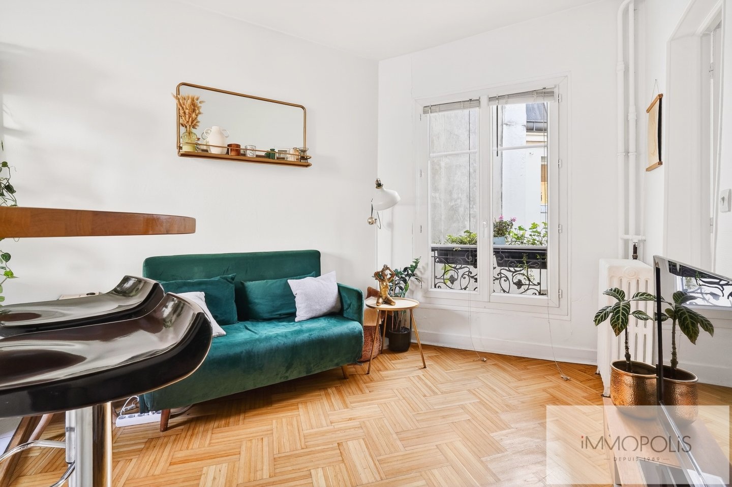 Rue Durantin in the heart of Abbesses. 2