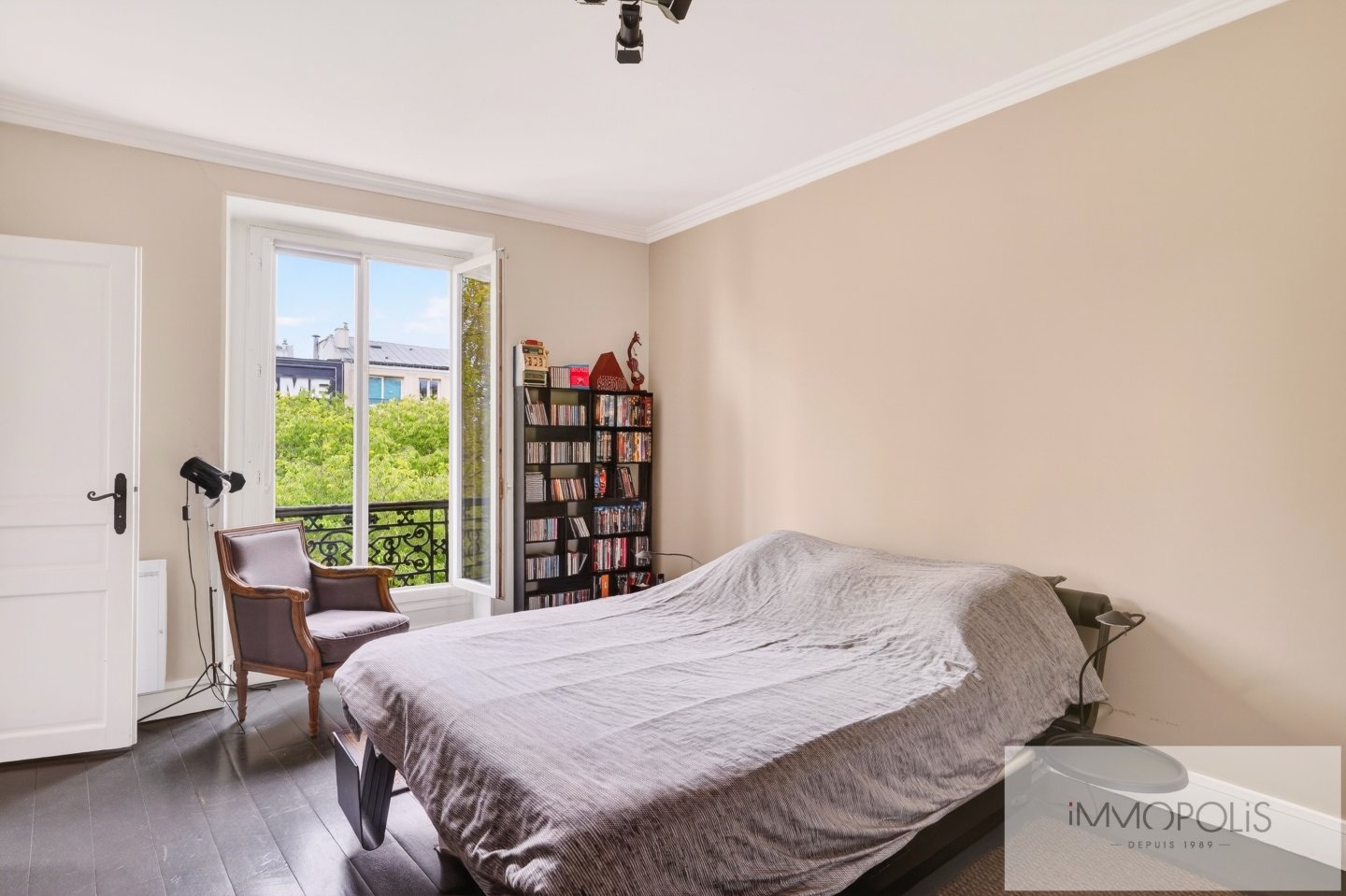 Pigalle – Boulevard de Clichy. 10