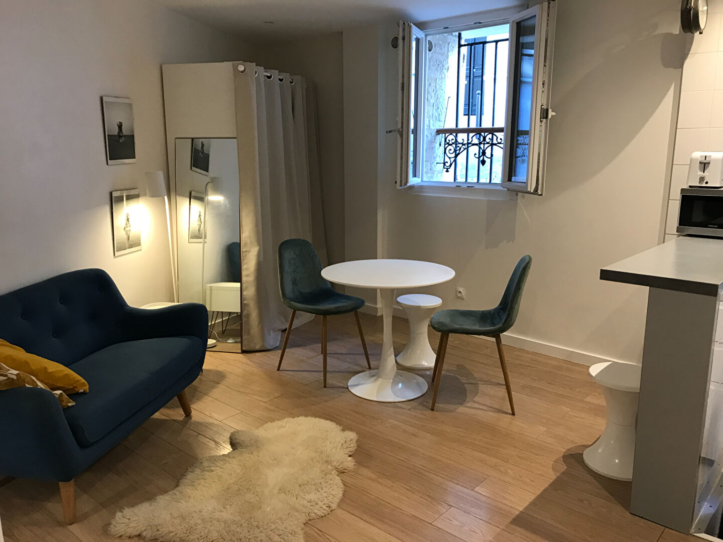 In the heart of Montmartre – Studio sold rented with immediate profitability 3