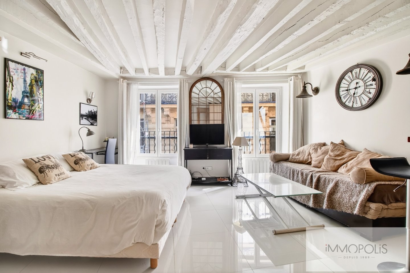 Rue de la Boétie, Paris 8e | Exclusivité. 2