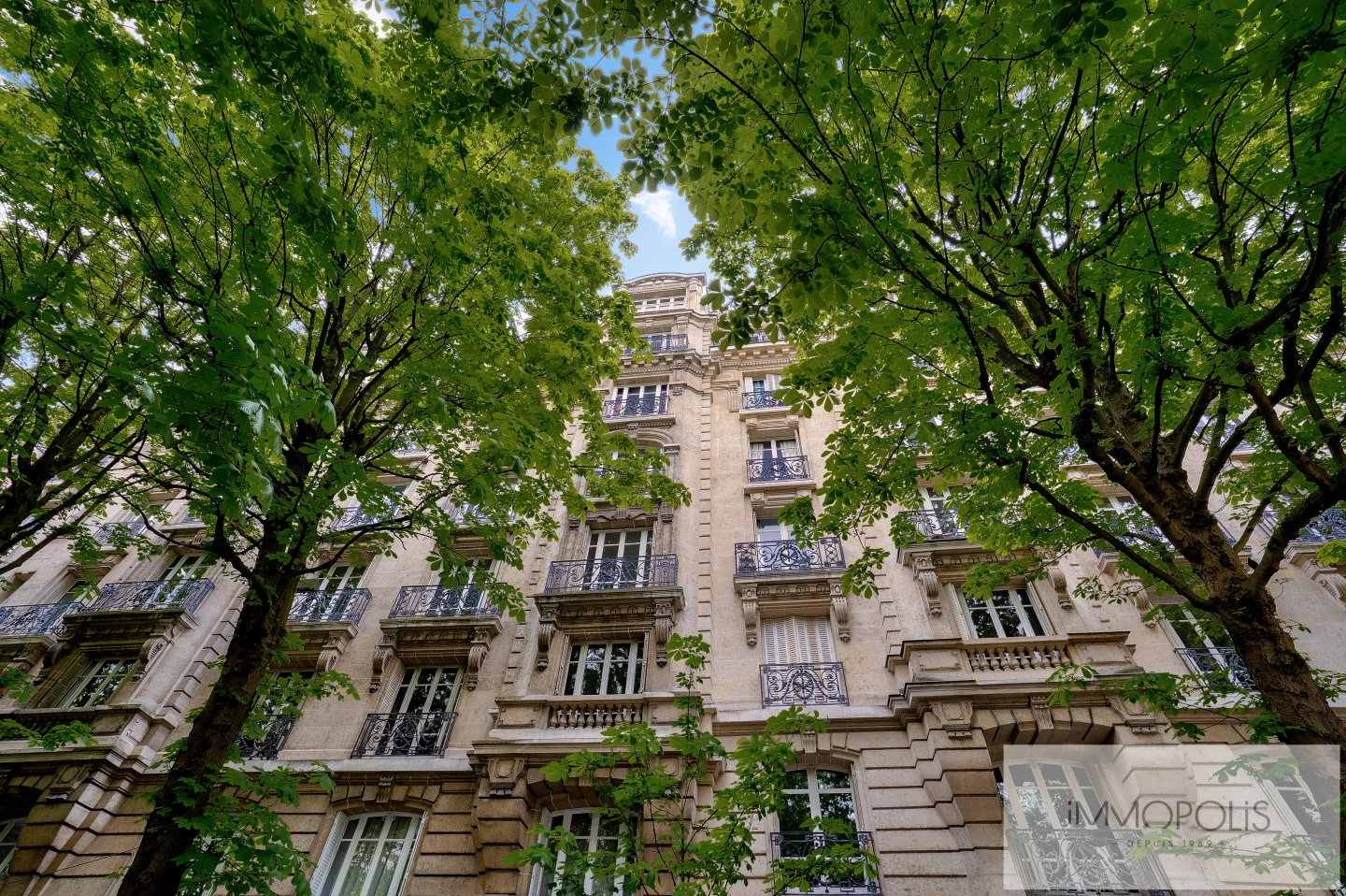 Avenue Junot – Montmartre. 14