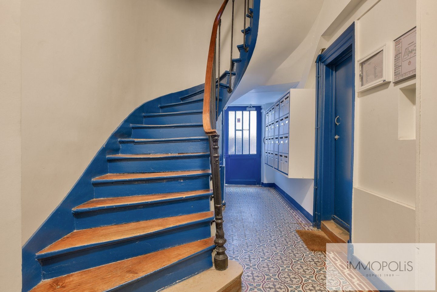 Charming two-room apartment not overlooked 18