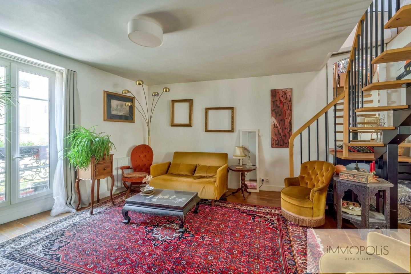 Charming Duplex on the top floor! 9