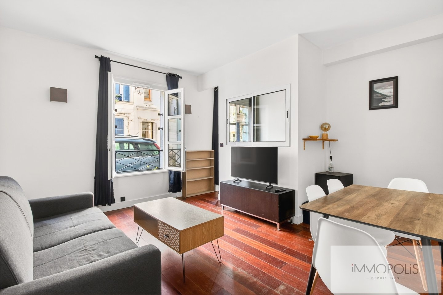 Rue Gabrielle in the heart of Montmartre. 2