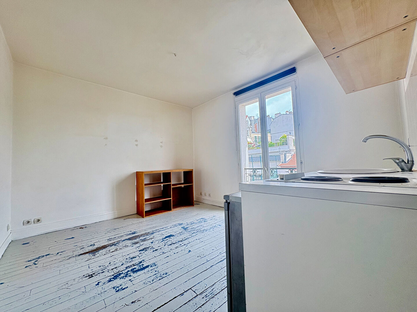 Abbesses – 4e étage lumineux, fort potentiel de rénovation 4