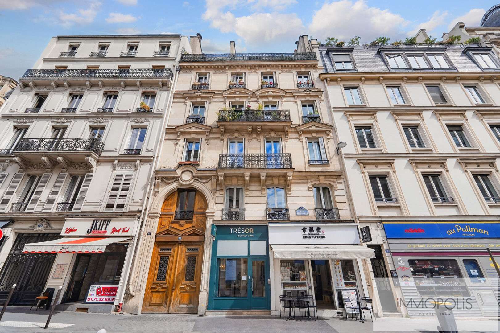 Charming 2 room apartment in good condition – Saint-Georges / Trinité district, secure residence 15