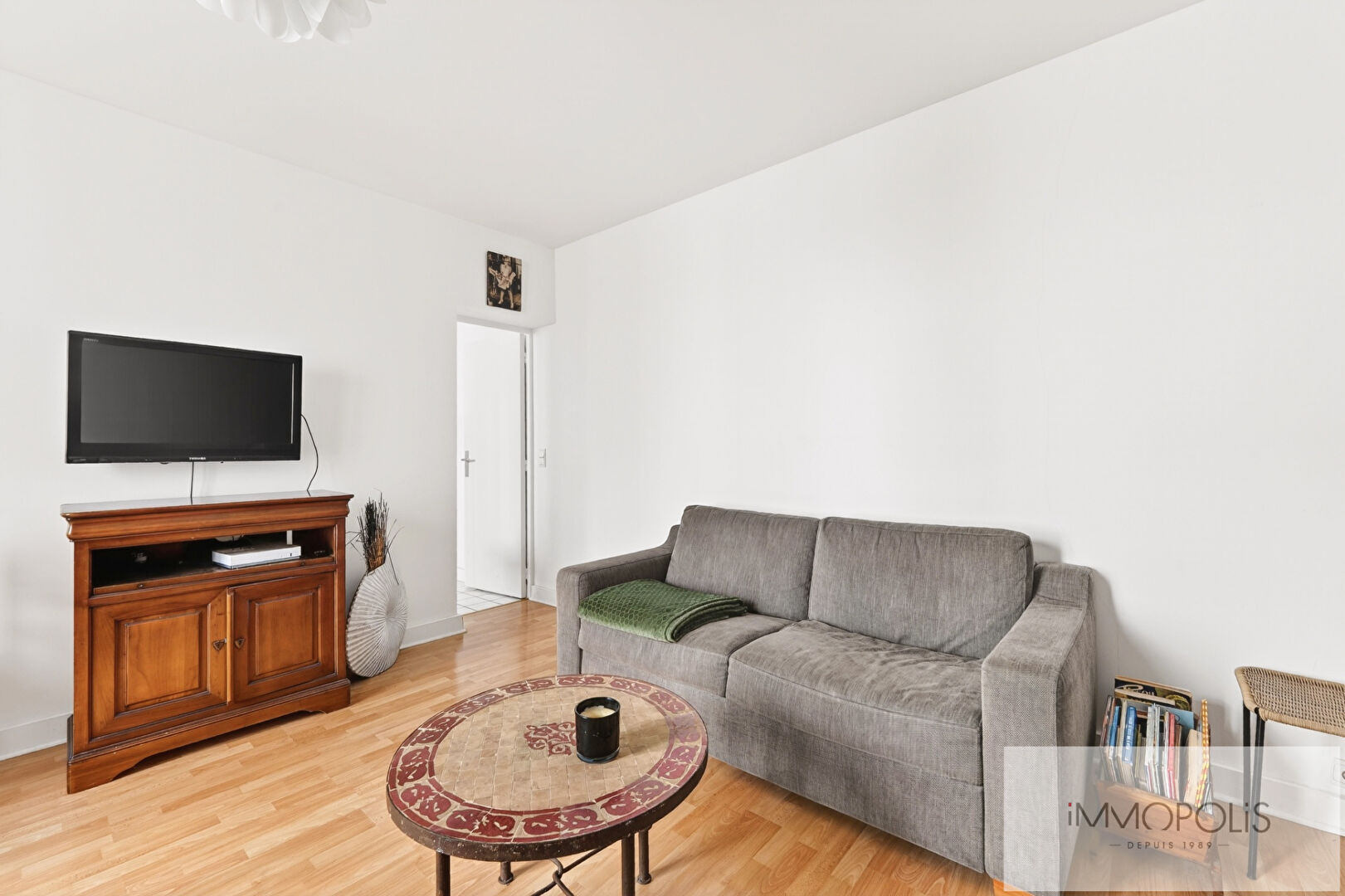 Charming 2 room apartment in good condition – Saint-Georges / Trinité district, secure residence 4