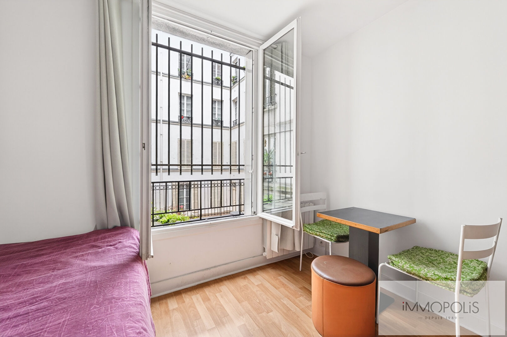 Charming 2 room apartment in good condition – Saint-Georges / Trinité district, secure residence 5
