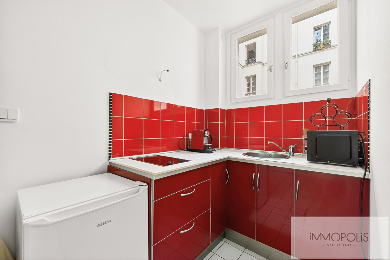 Charming 2 room apartment in good condition – Saint-Georges / Trinité district, secure residence 8