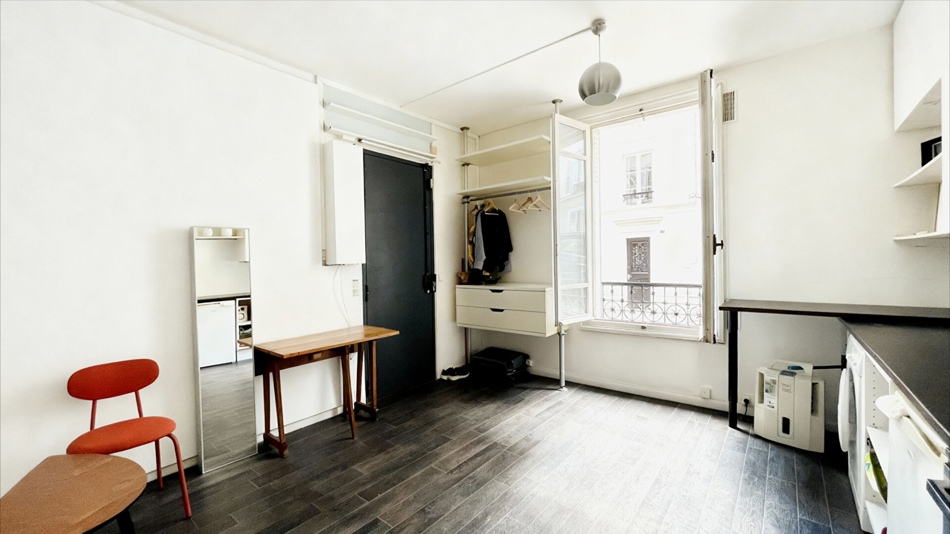 Montmartre – “Little house” style studio 4